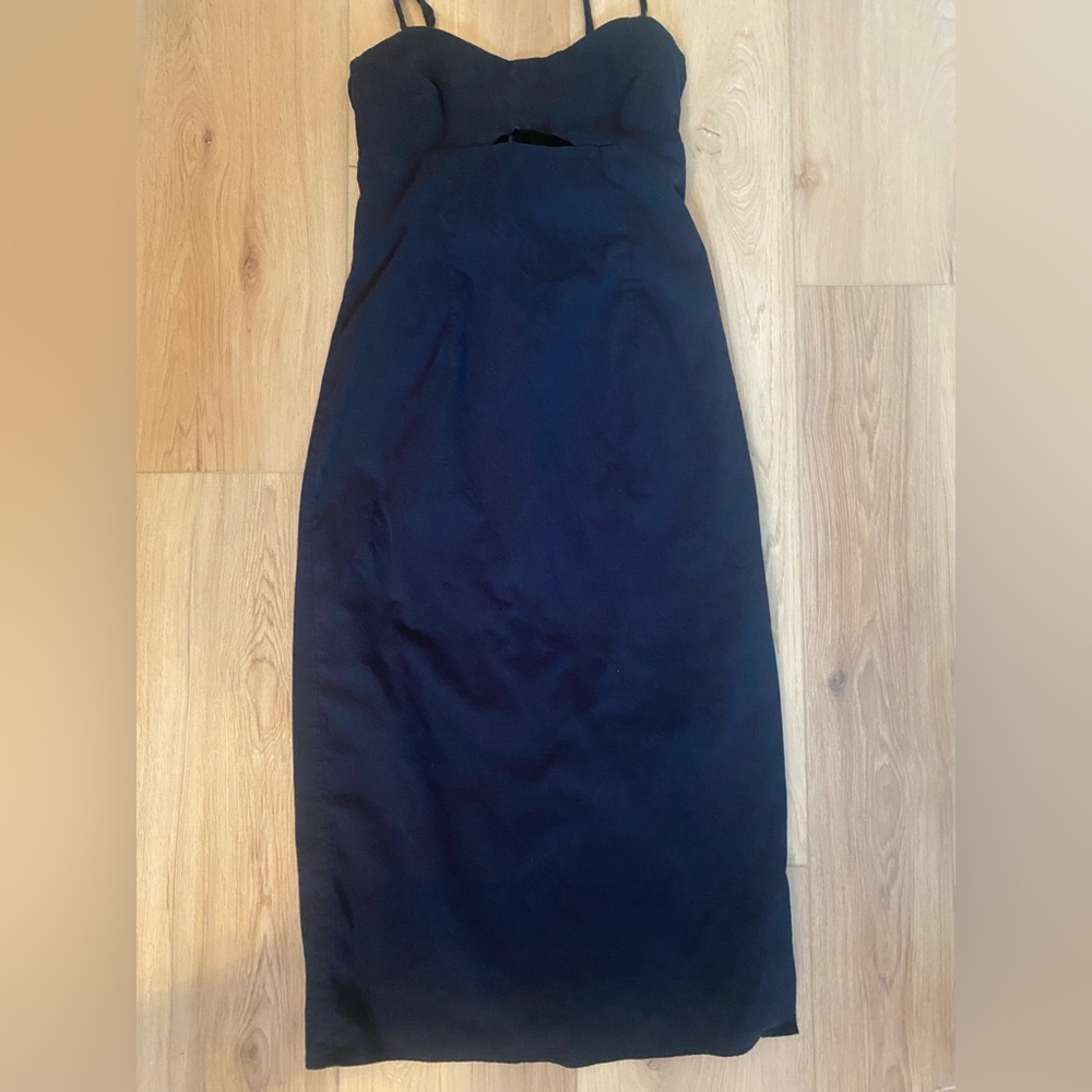 Abercrombie & Fitch Strap Pencil Skirt in Black